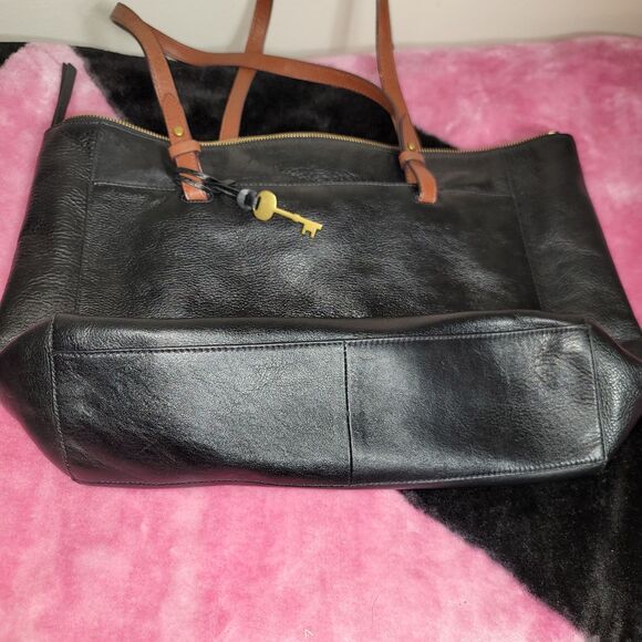 Rachel Leather Tote with Zipper Fossil - Picture 3 of 5